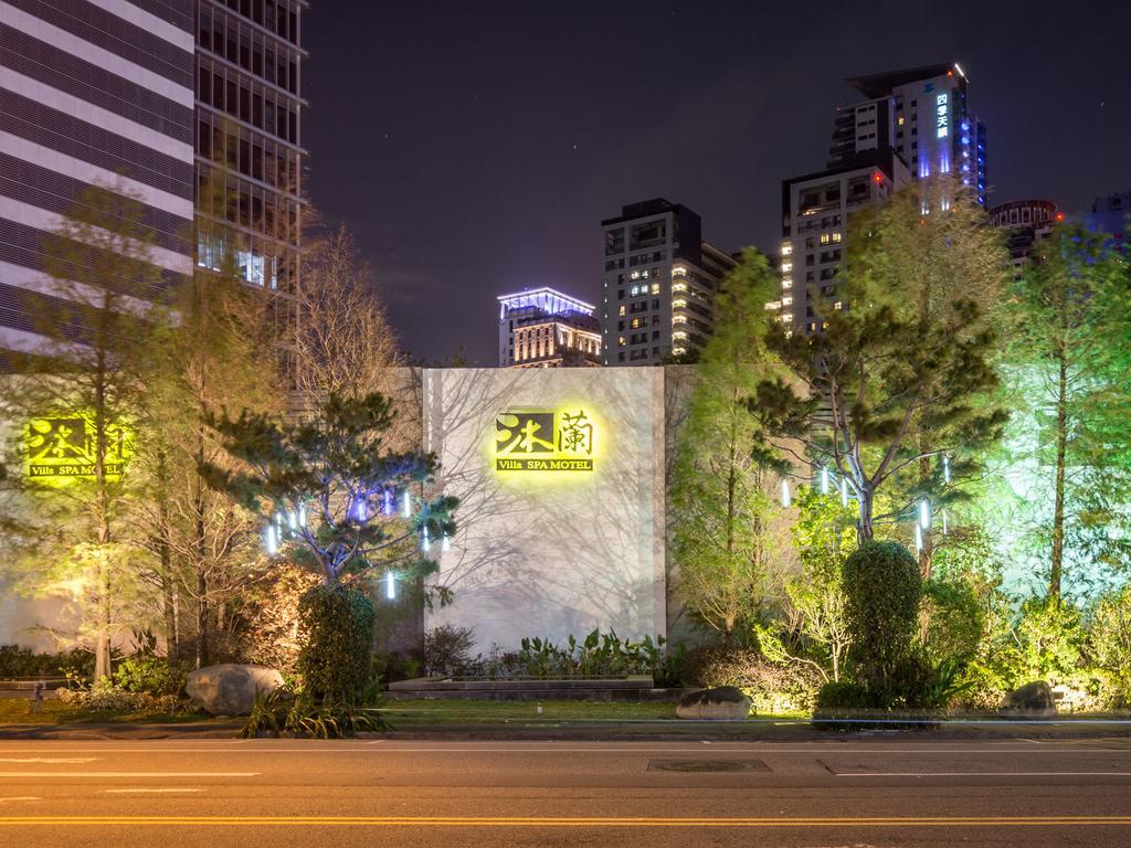 Mulan Motel Taichung Exterior photo
